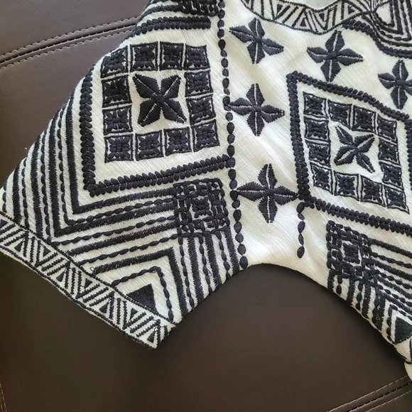 Sezane Raphael Top - Picture 4 of 9